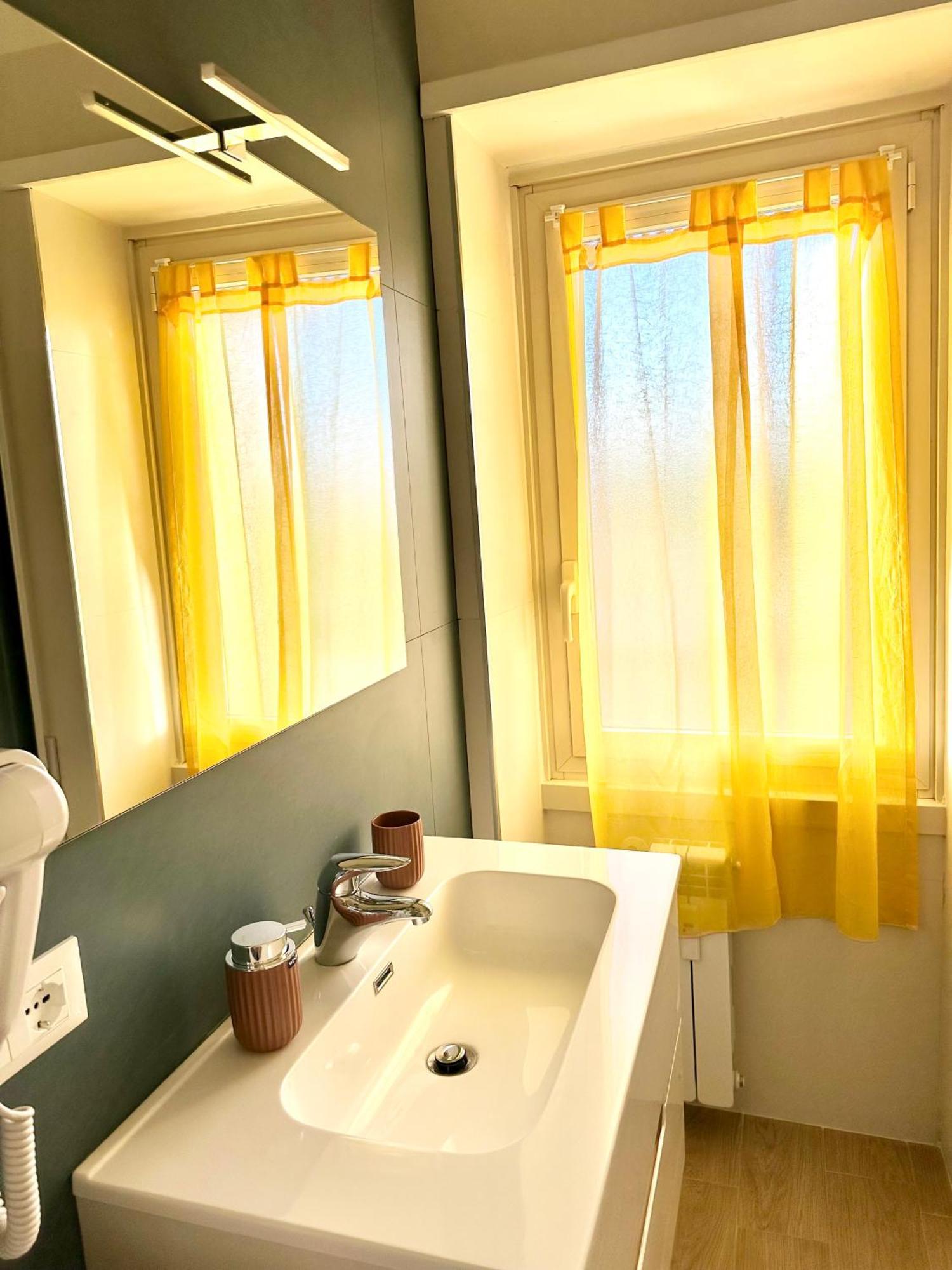 Monti Tiburtini Roma Guest House מראה חיצוני תמונה